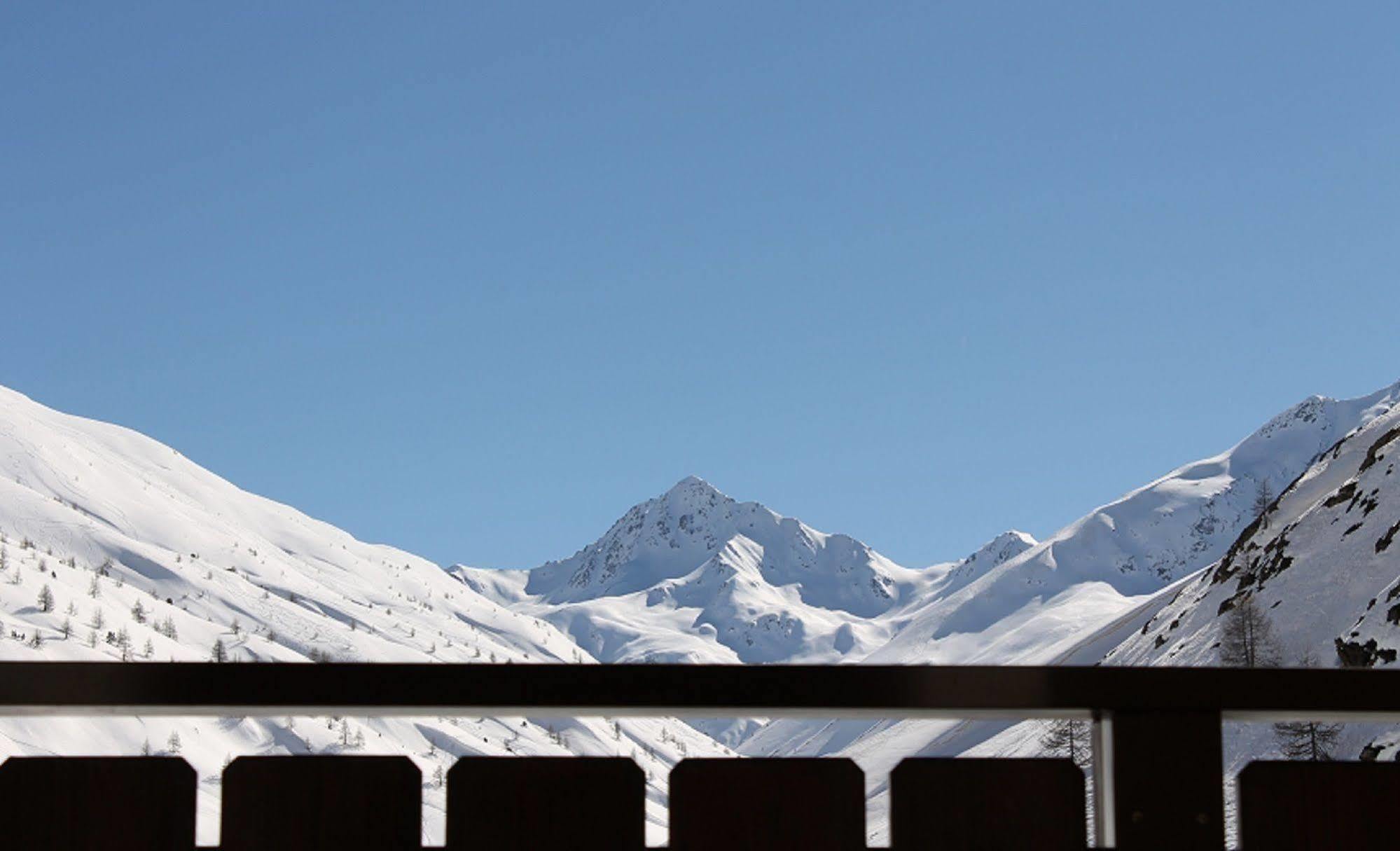 Hotel La Colombina Livigno Exterior foto